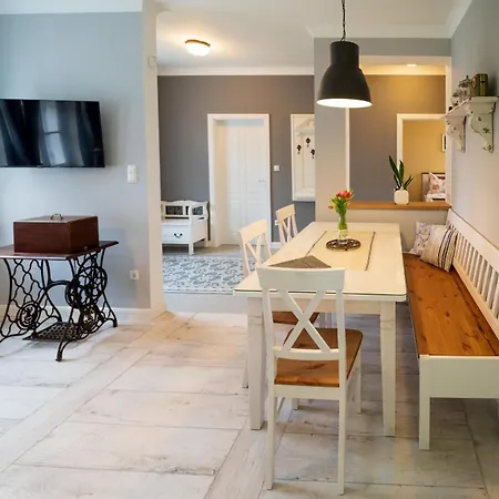 Haus Mit Charme Appartement Poysdorf